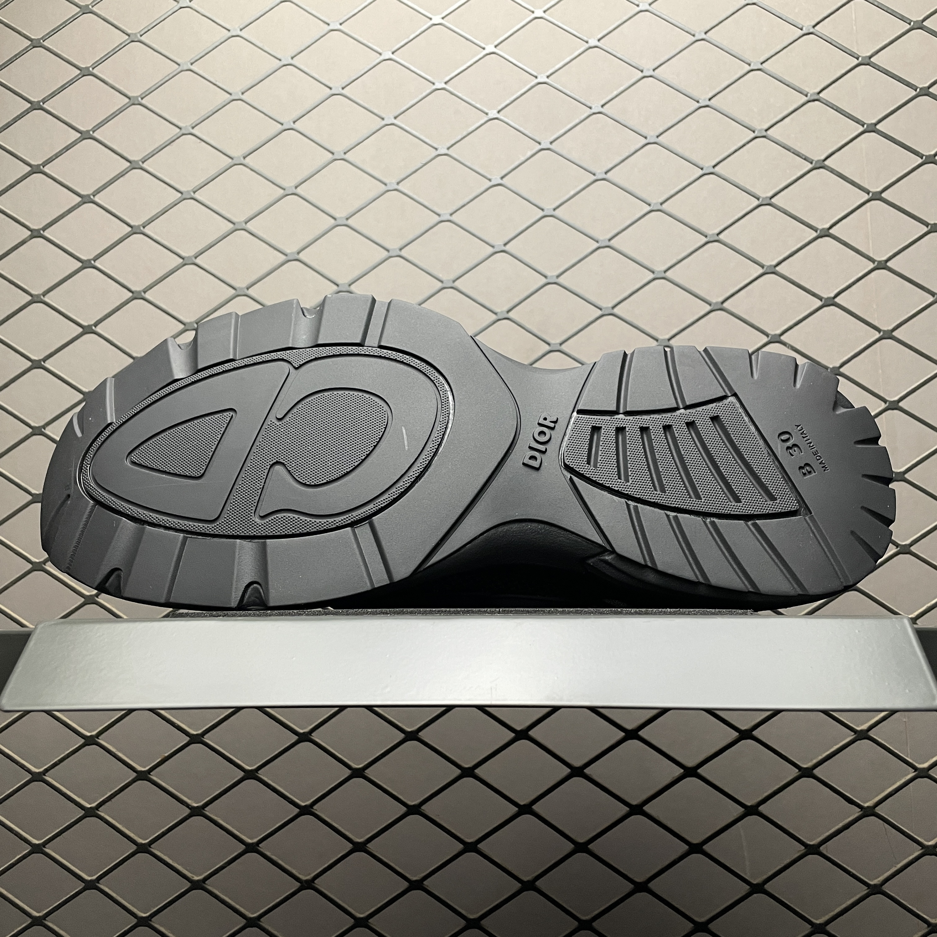720