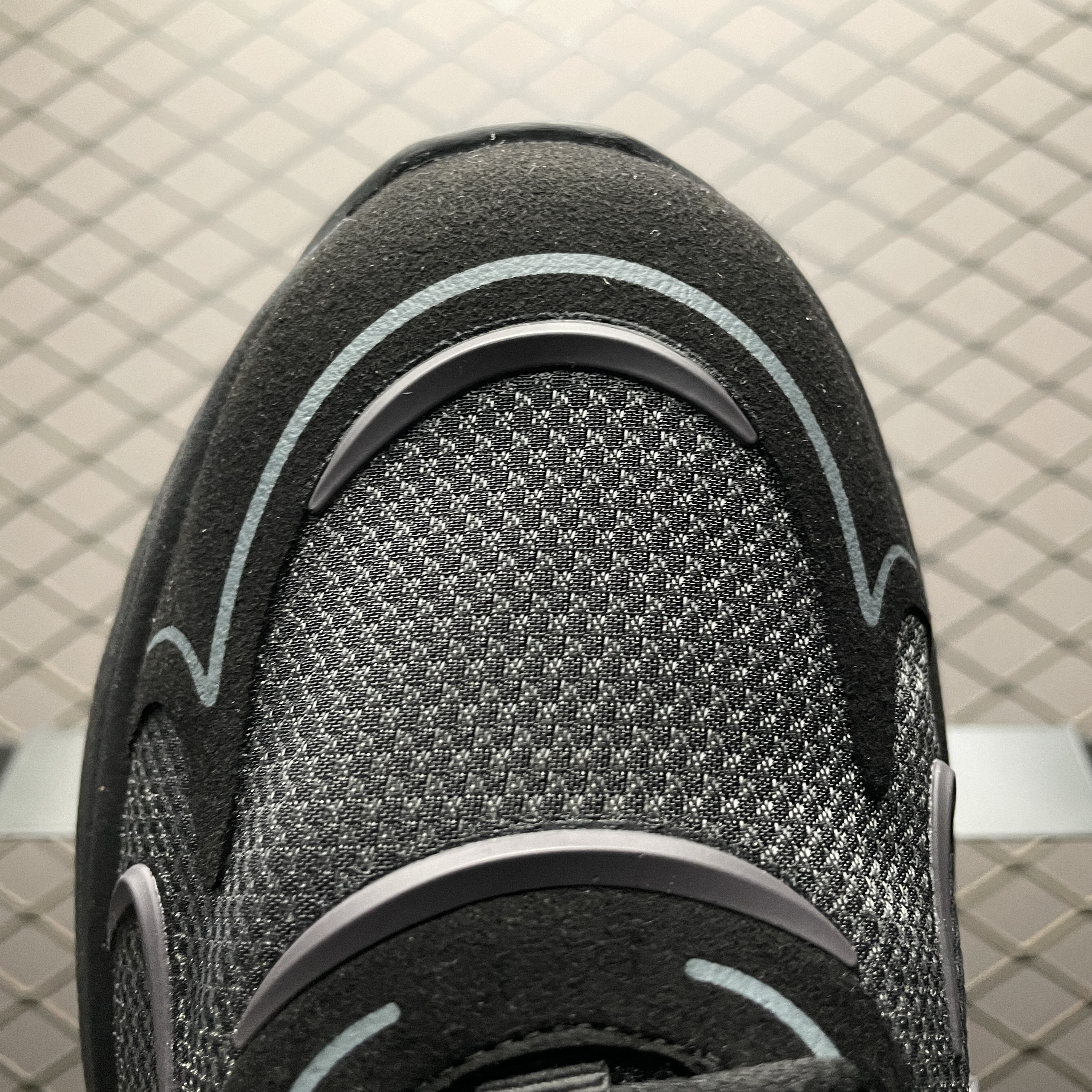 720